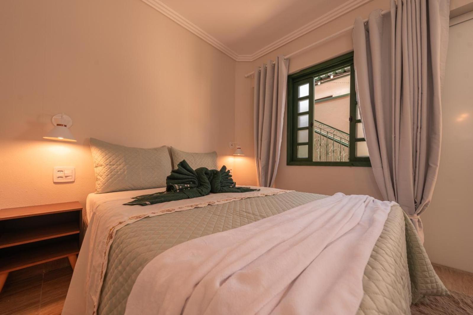 Villa Ida Acomodacoes, Suites Aconchegantes E Charmosas No Centro سيرا نيجرا المظهر الخارجي الصورة